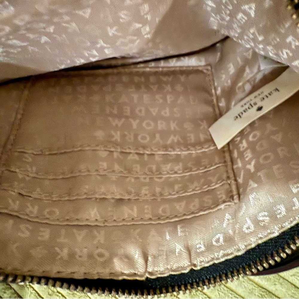 Kate Spade Black and White Linet Wristlet with Pink Accent - Picture 5 of 6